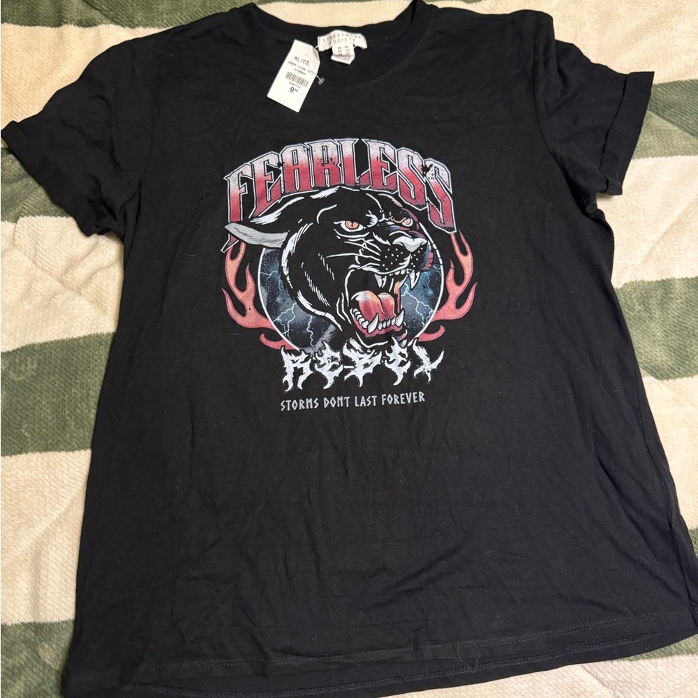 Black T-Shirt with Panther and Fearless rebel Graphic